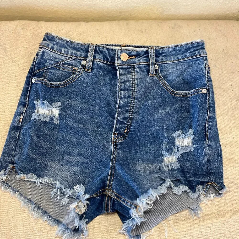 Free People CRVY Button-Fly Frayed Hem High-Rise Lolita Denim Shorts Sz 28